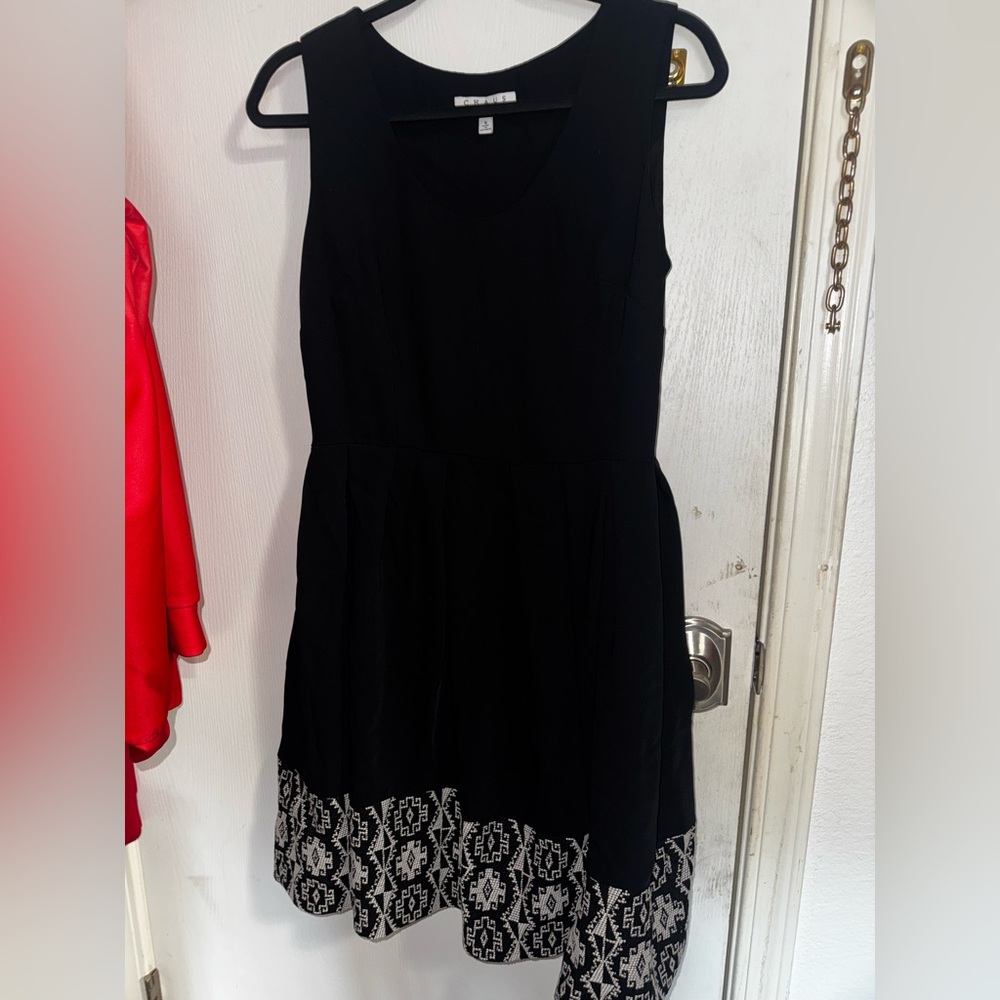 Chaus Black and White Midi Dress